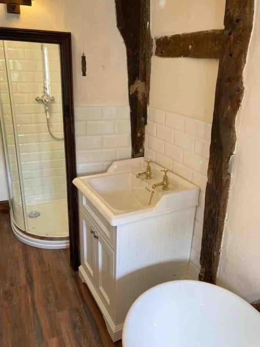 Monk House - Historic Foundation Invites Guests Petworth Exterior foto